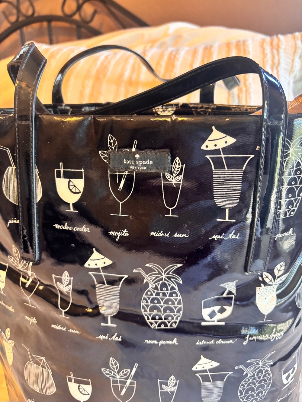 KATE SPADE Black Patent Cocktail Print Tote - Picture 2 of 5